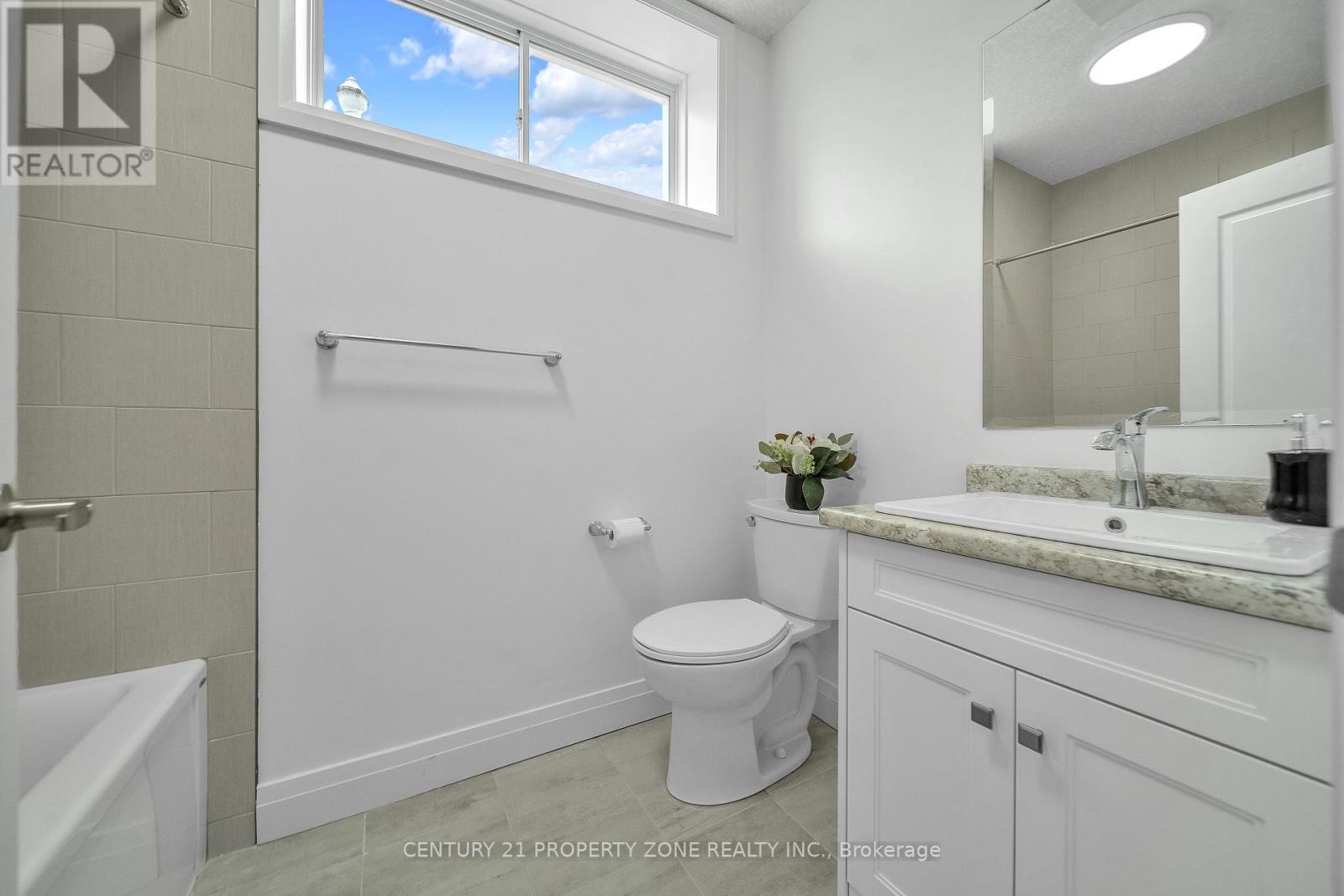 20 HOLLYBROOK TRAIL, Kitchener, Ontario, N2R0M4 — Photo 20