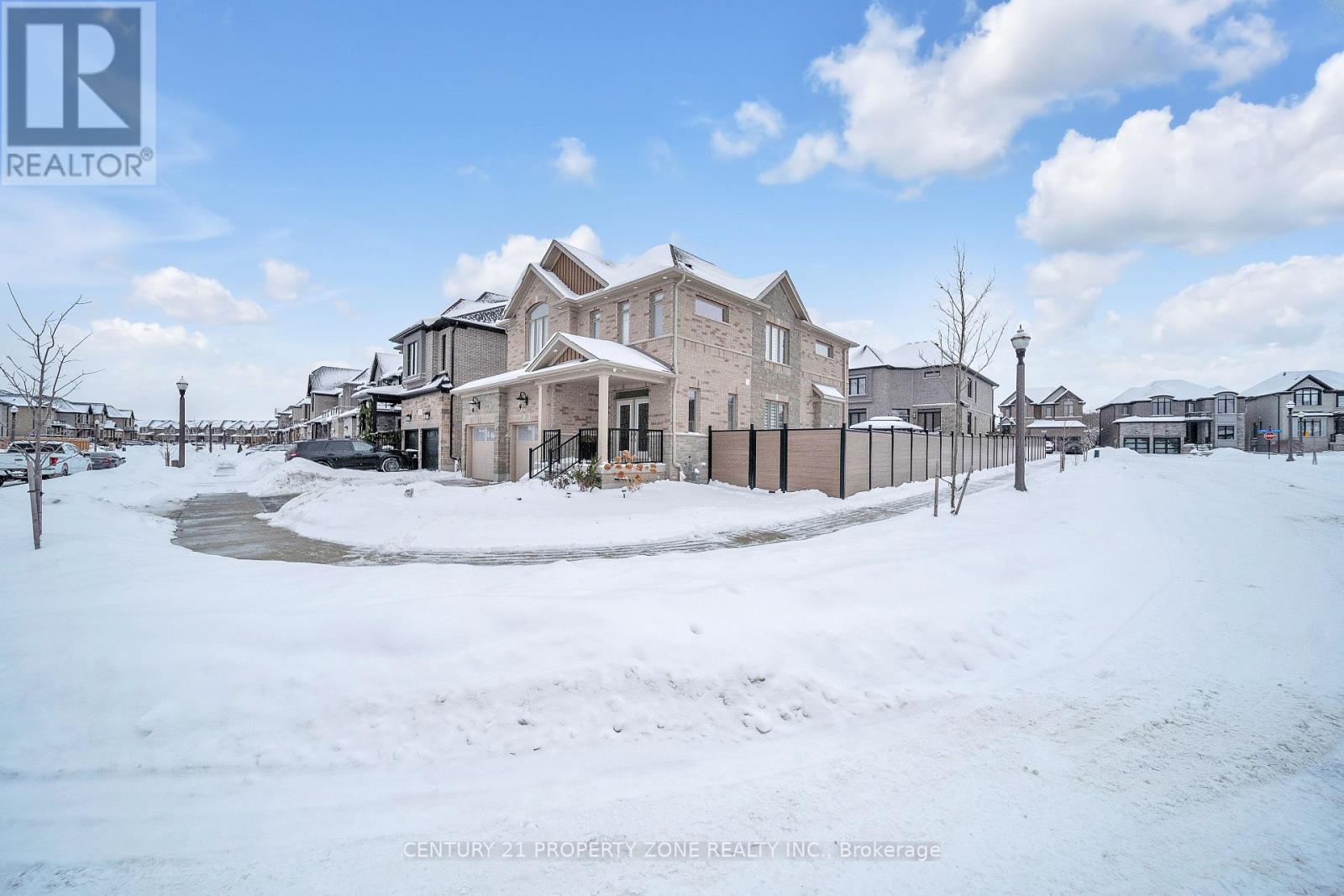 20 HOLLYBROOK TRAIL, Kitchener, Ontario, N2R0M4 — Photo 4