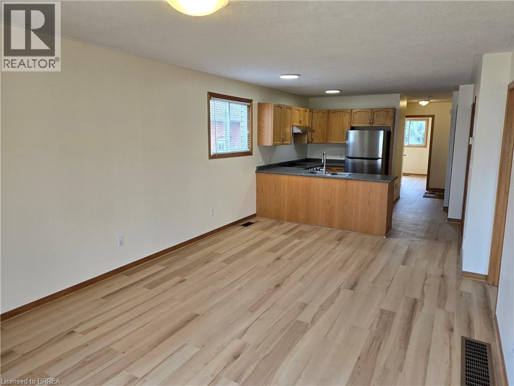 25D GRIFFITHS Drive, Paris, Ontario, N3L4B7 — Photo 11