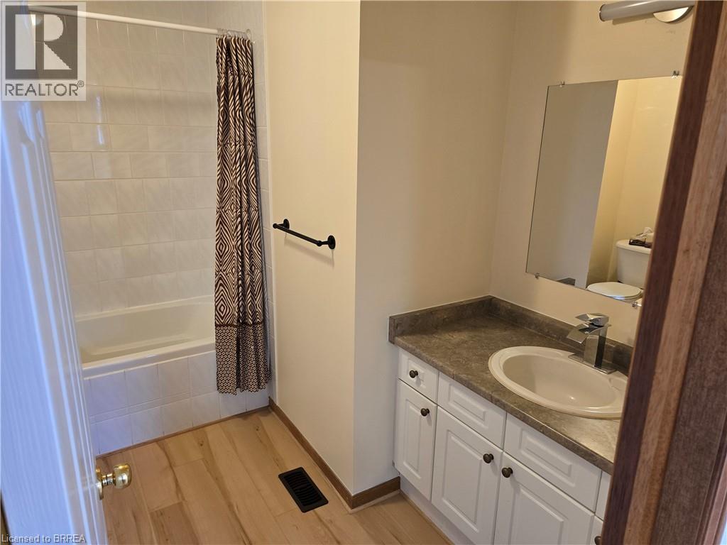 25D GRIFFITHS Drive, Paris, Ontario, N3L4B7 — Photo 15