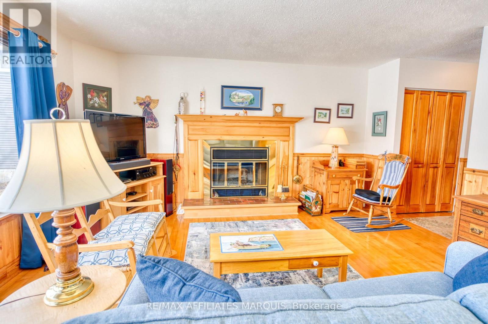 34 CHURCH STREET, Westport, Ontario, K0G1X0 — Photo 2