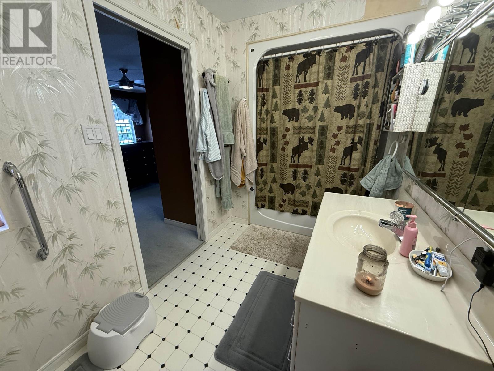 27 Dingwall PKWY, Dryden, Ontario, P8N1T5 — Photo 6