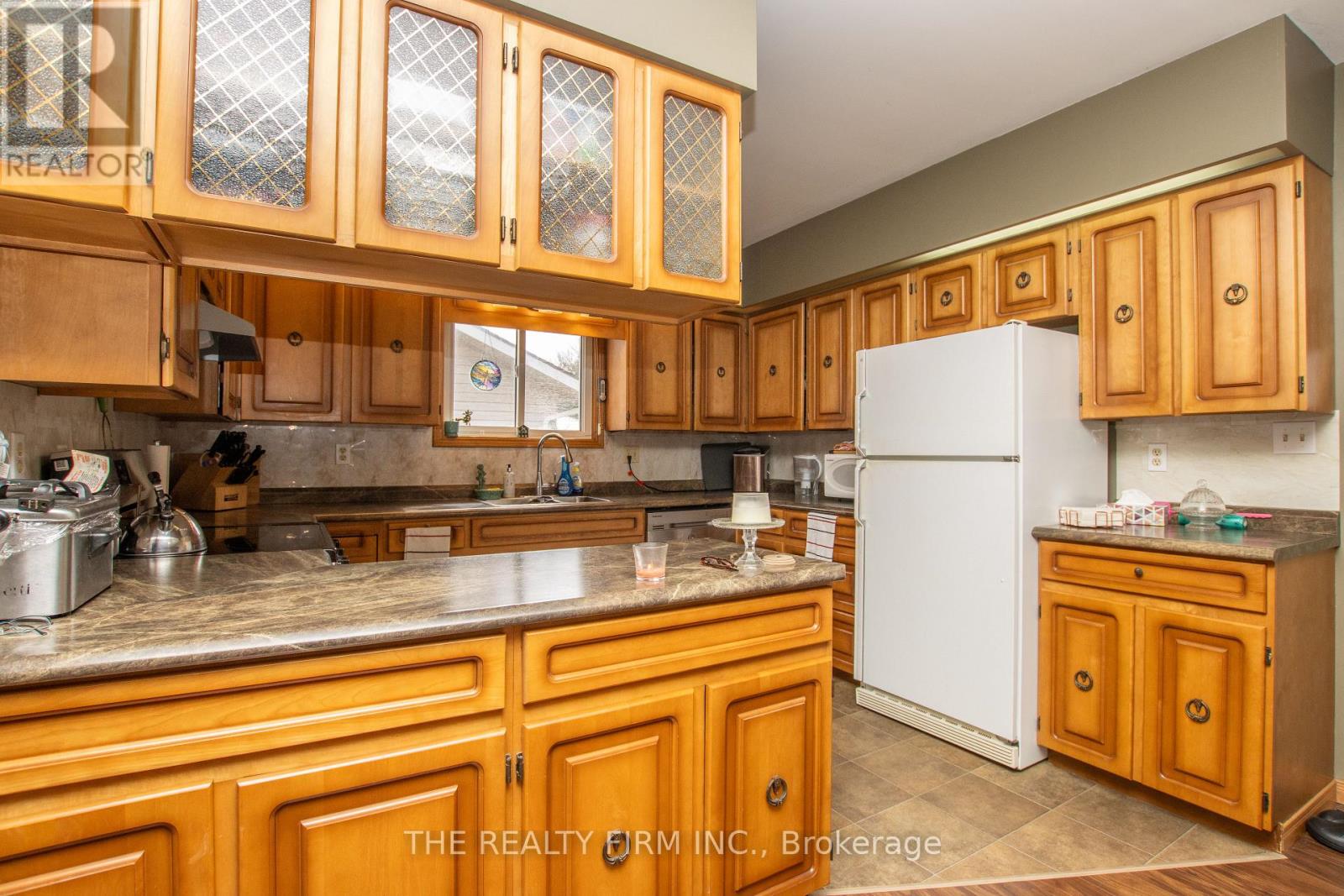 80 PRINCESS STREET W, Central Huron (Clinton), Ontario, N0M1L0 — Photo 14