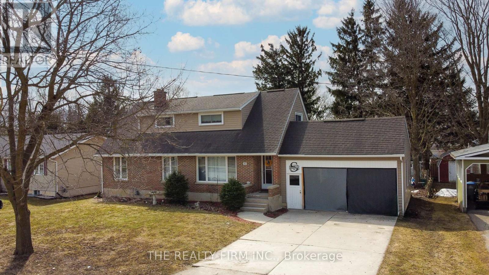 80 PRINCESS STREET W, Central Huron (Clinton), Ontario, N0M1L0 — Photo 16