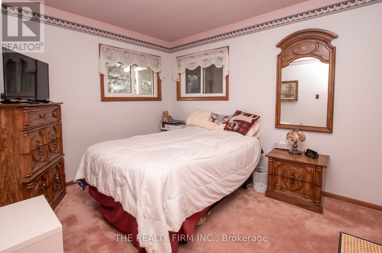 80 PRINCESS STREET W, Central Huron (Clinton), Ontario, N0M1L0 — Photo 3