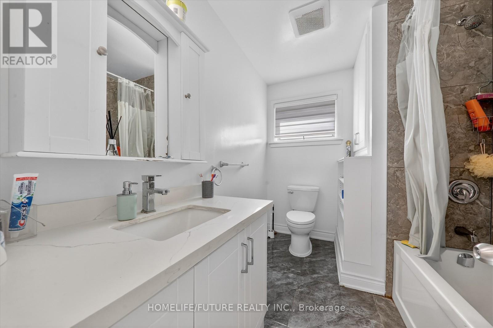 21 ASPENDALE DRIVE, Toronto (Bendale), Ontario, M1P4J7 — Photo 13