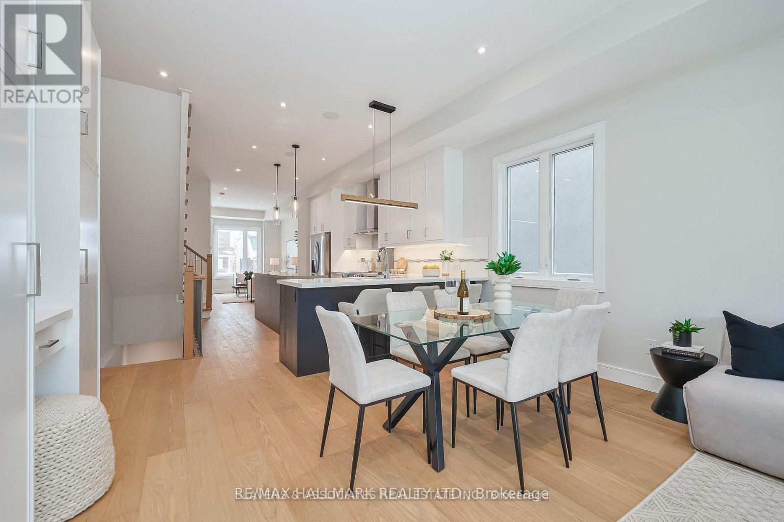 3B LINTON AVENUE, Toronto (Birchcliffe-Cliffside), Ontario, M1N1W5 — Photo 26