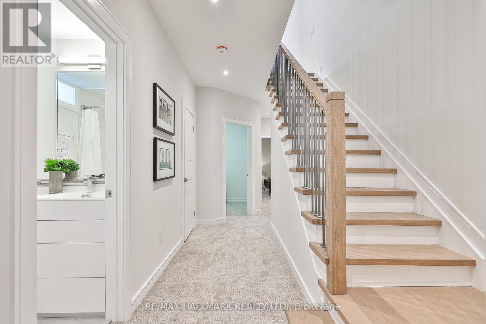 3B LINTON AVENUE, Toronto (Birchcliffe-Cliffside), Ontario, M1N1W5 — Photo 33