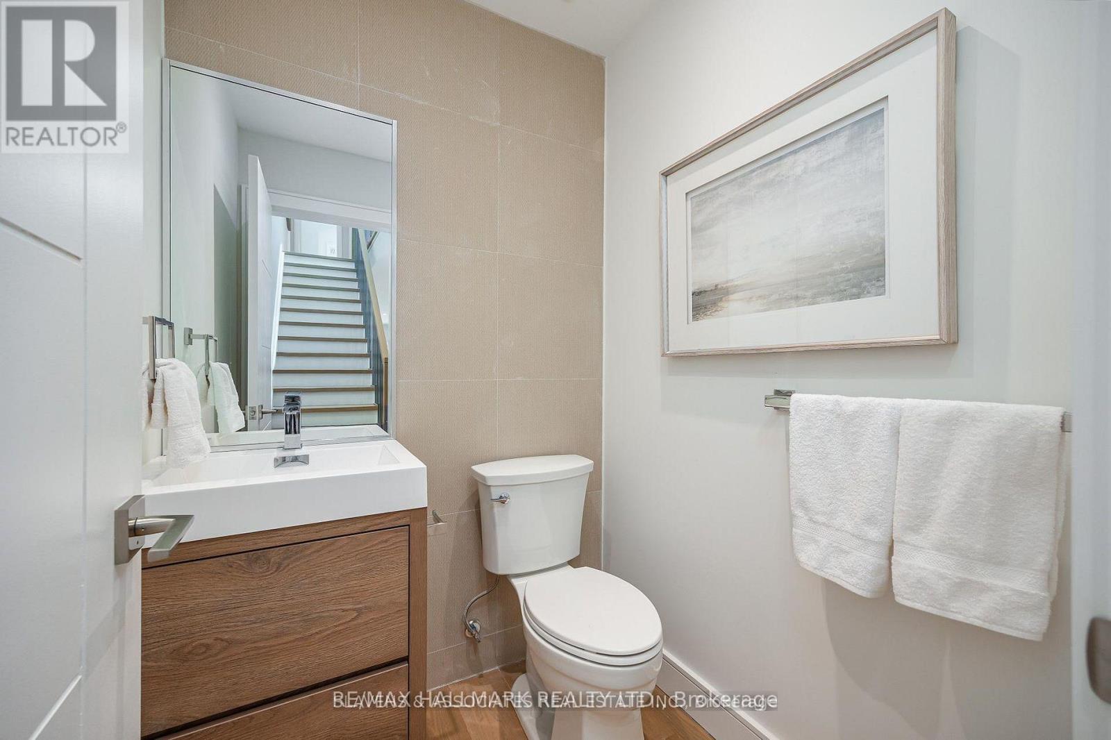 3B LINTON AVENUE, Toronto (Birchcliffe-Cliffside), Ontario, M1N1W5 — Photo 37