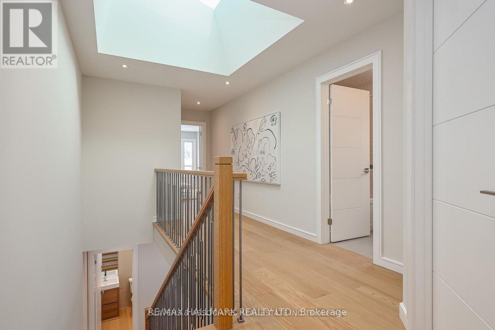 3B LINTON AVENUE, Toronto (Birchcliffe-Cliffside), Ontario, M1N1W5 — Photo 5