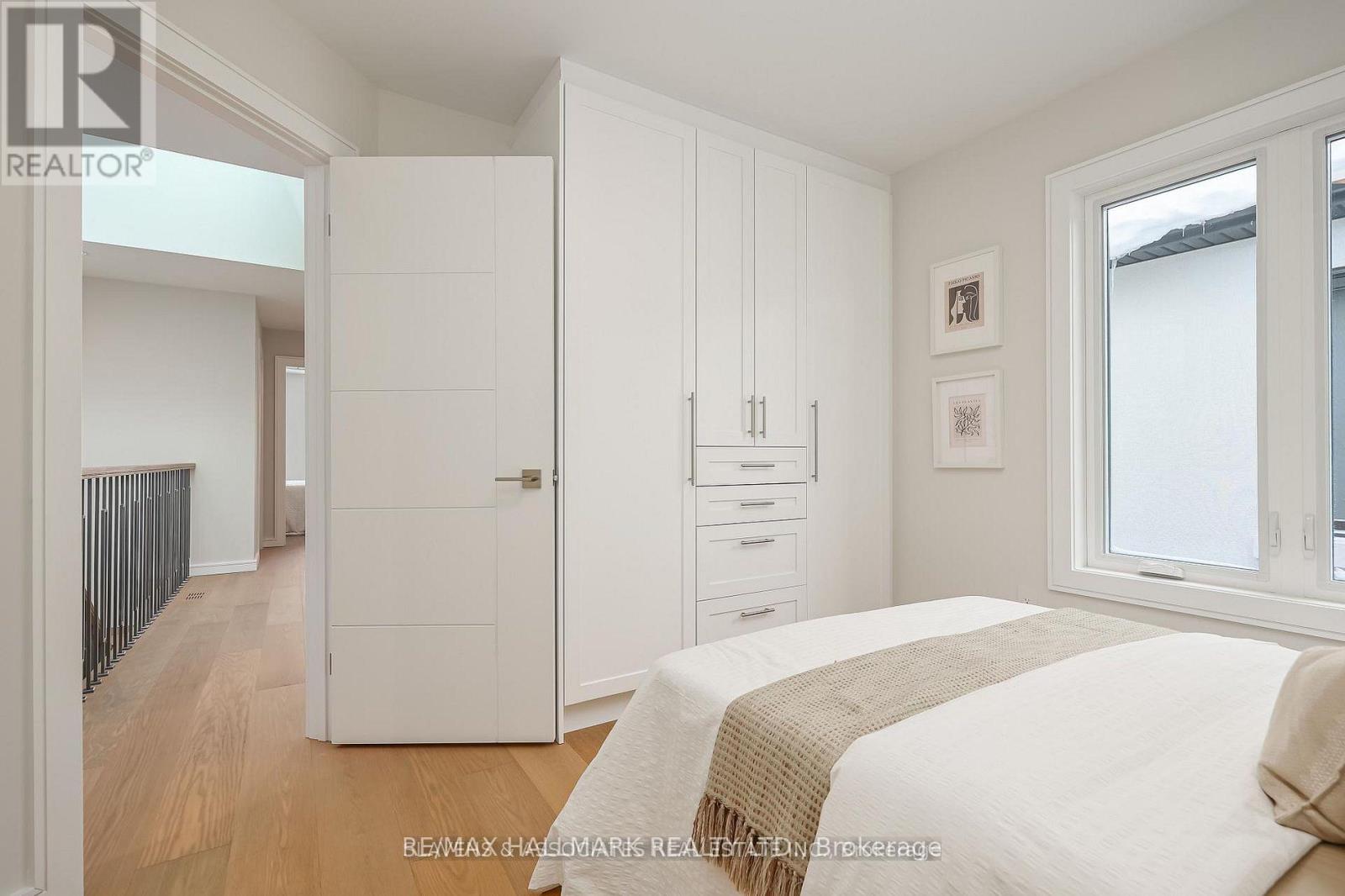 3B LINTON AVENUE, Toronto (Birchcliffe-Cliffside), Ontario, M1N1W5 — Photo 8