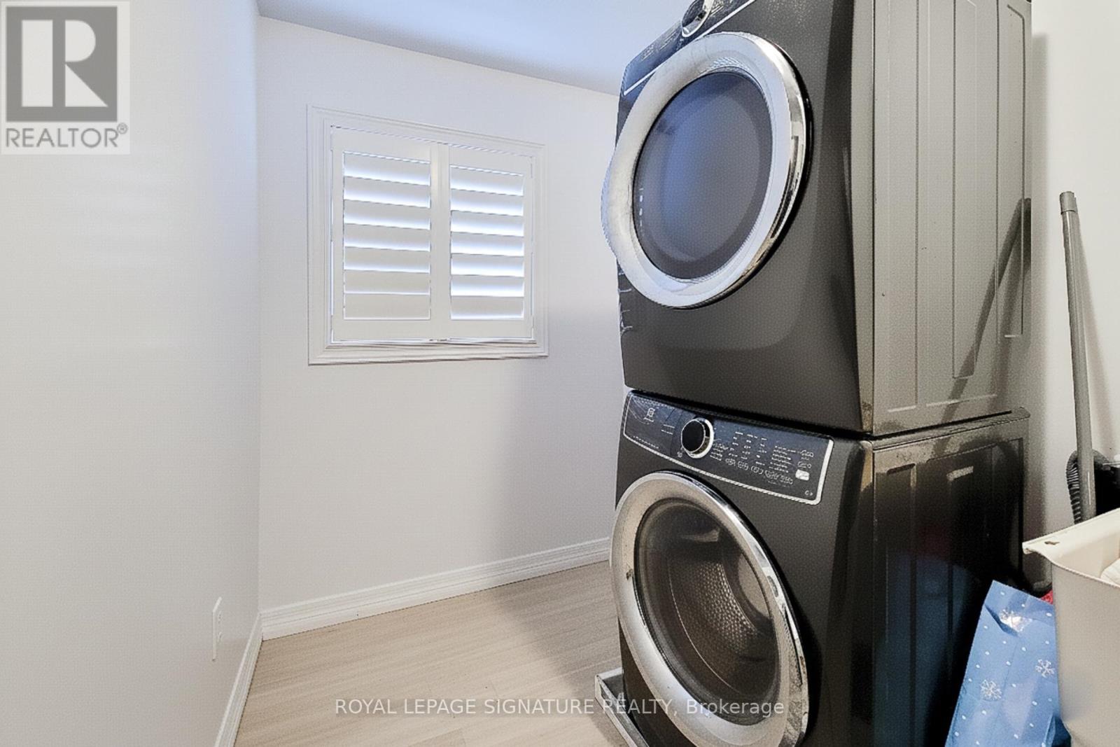 59 ROBERTSON ROAD, Hamilton (Meadowlands), Ontario, L9K0H7 — Photo 8