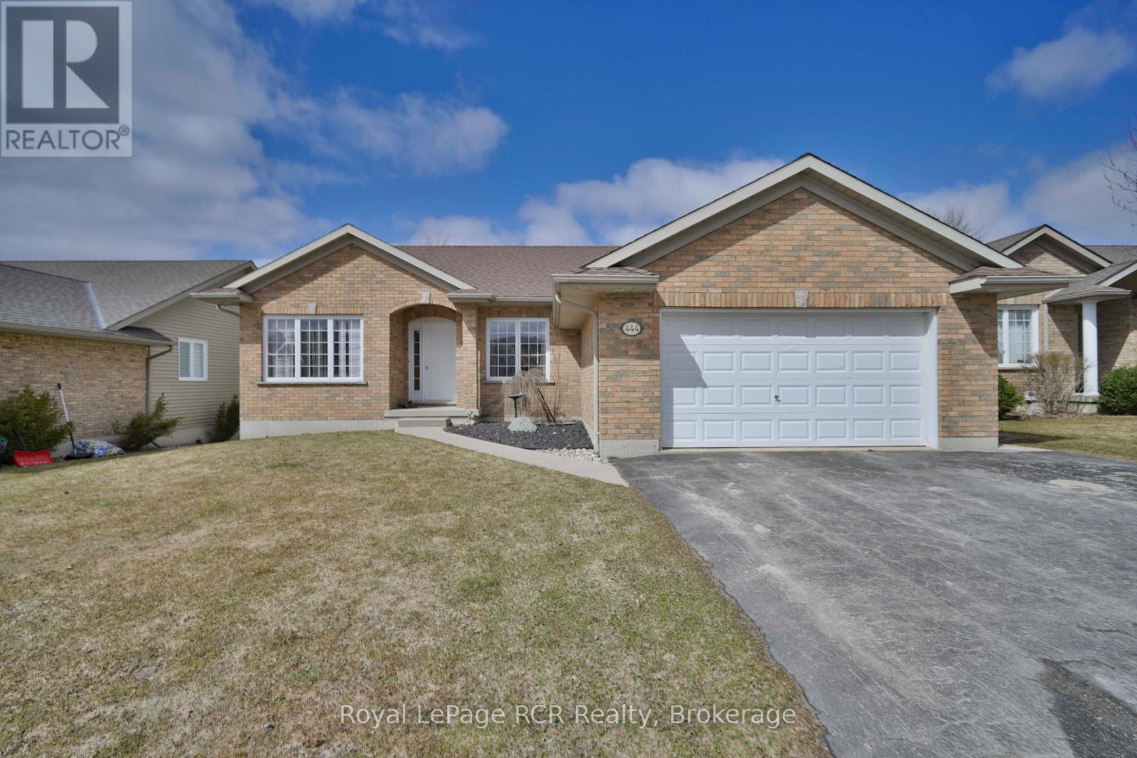 444 GRANDVIEW ROAD, North Huron (Wingham), Ontario, N0G2W0 — Photo 2