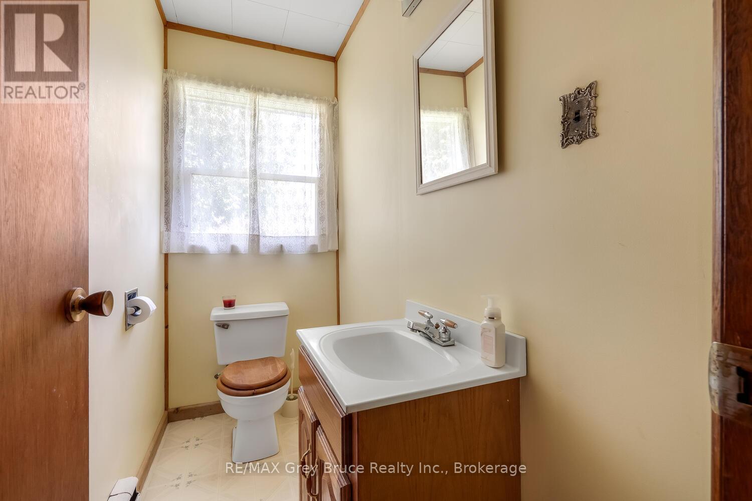 7382 HIGHWAY 6, Northern Bruce Peninsula, Ontario, N0H2R0 — Photo 15