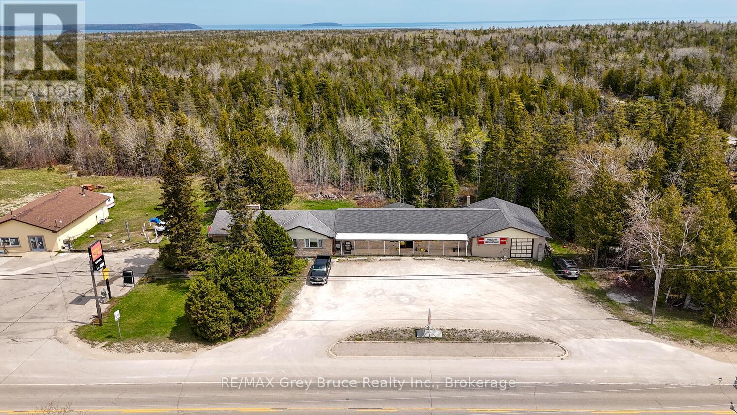 7382 HIGHWAY 6, Northern Bruce Peninsula, Ontario, N0H2R0 — Photo 3