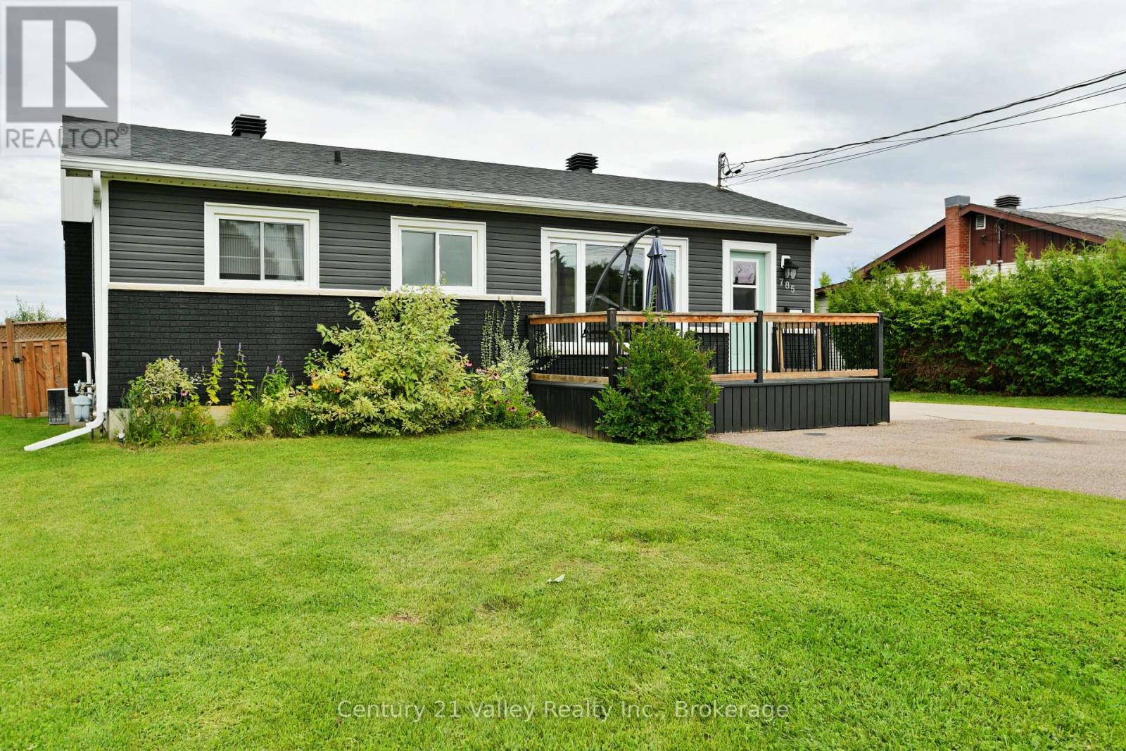 785 EIGHTH STREET, Renfrew, Ontario, K7V1B5 — Photo 4