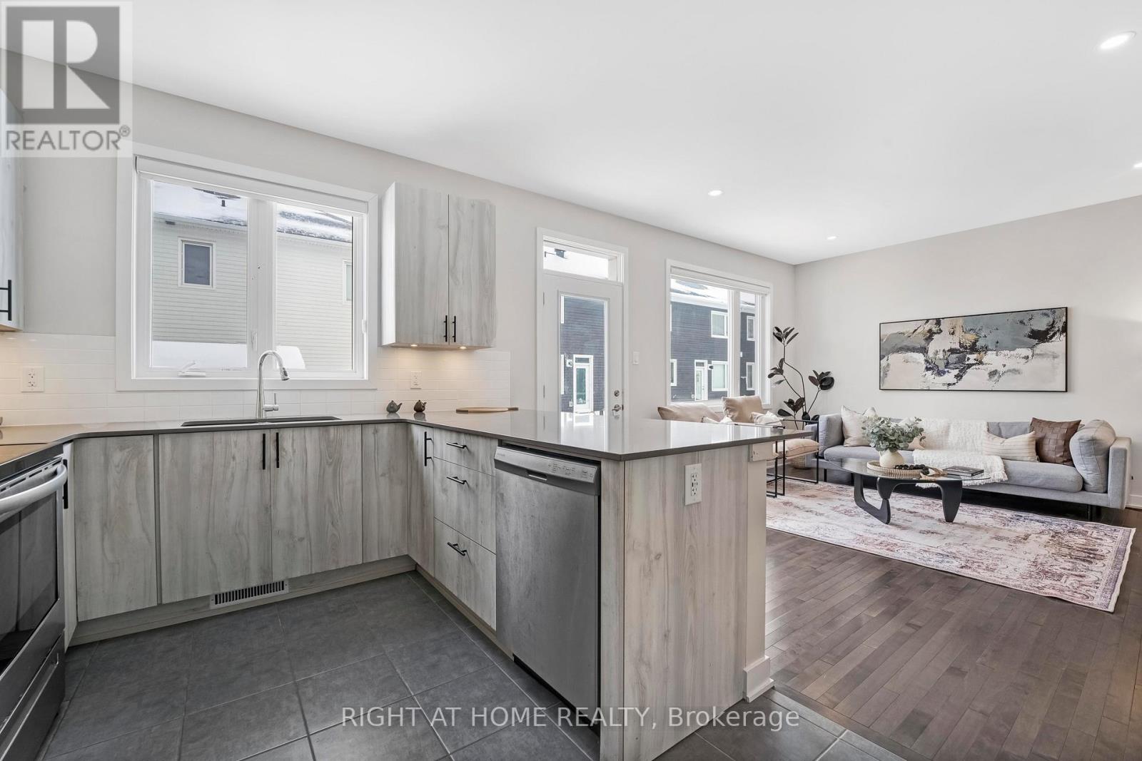 30 CHASING GROVE, Ottawa, Ontario, K0A2Z0 — Photo 7