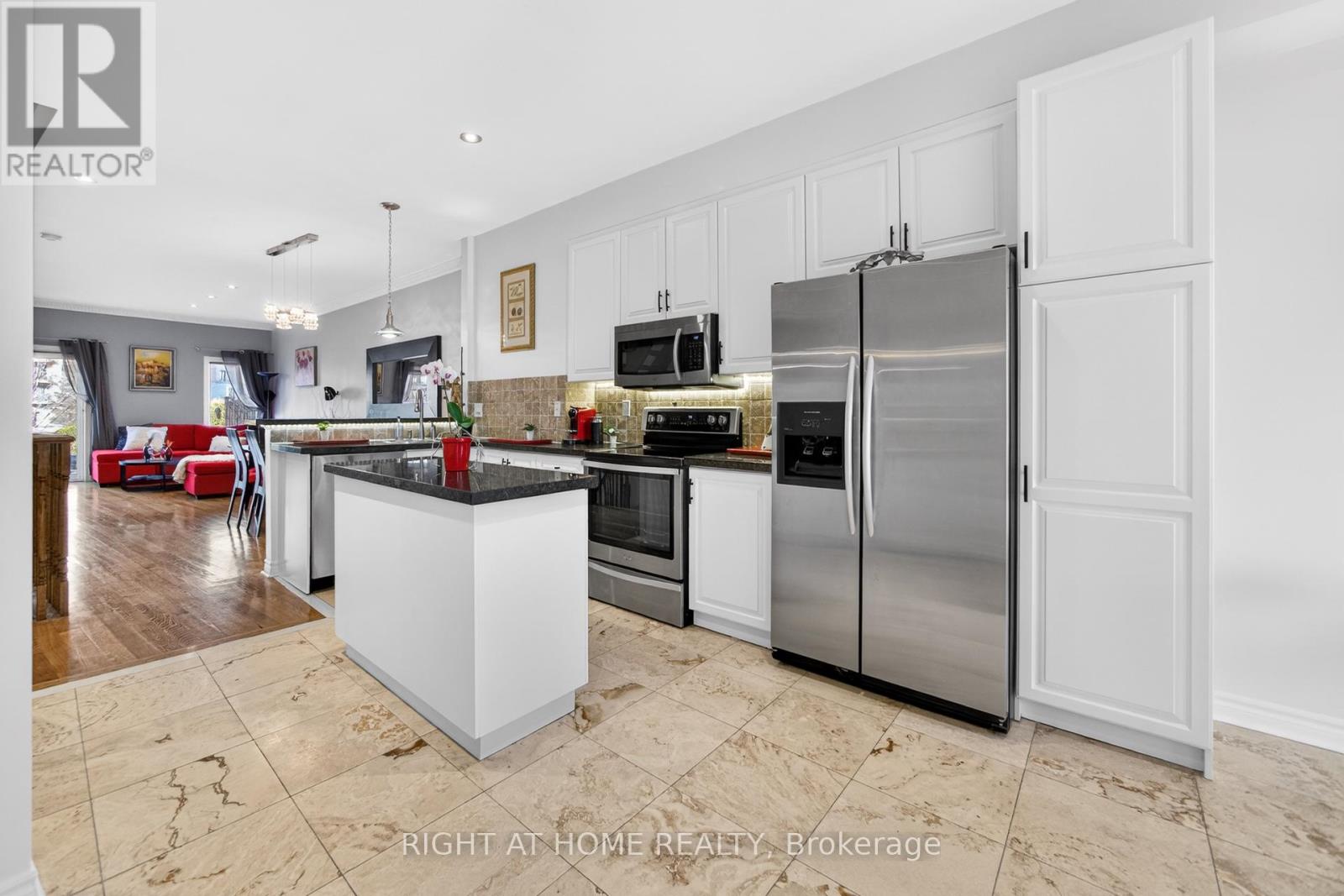 254 DAVID DUNLAP CIRCLE, Toronto (Banbury-Don Mills), Ontario, M3C4C1 — Photo 2