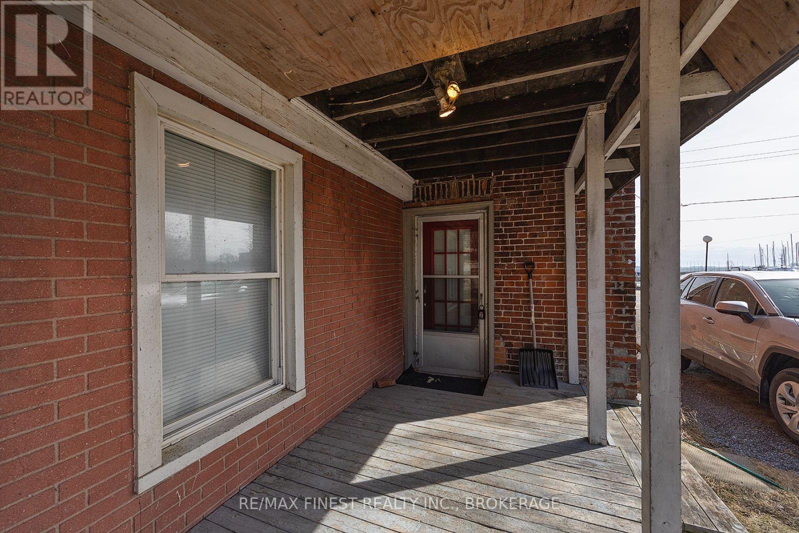 589 KING STREET W, Kingston (Central City West), Ontario, K7M2E6 — Photo 9