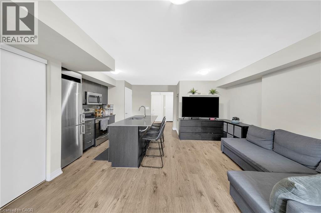 181 WILLIAM DUNCAN Road Unit# 5, North York, Ontario, M3K0B7 — Photo 3