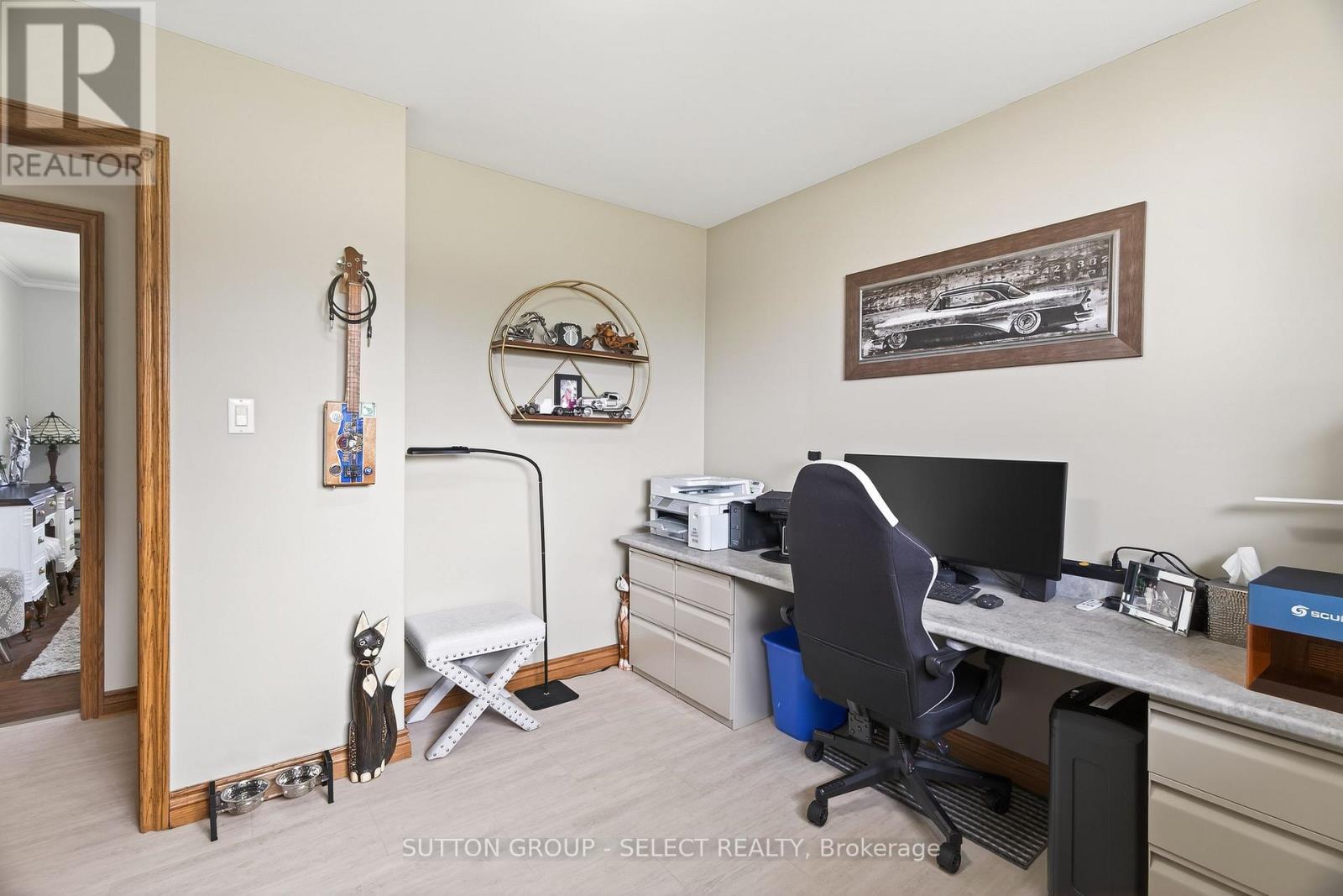 51169 CLINTON STREET, Malahide (Springfield), Ontario, N0L2J0 — Photo 2