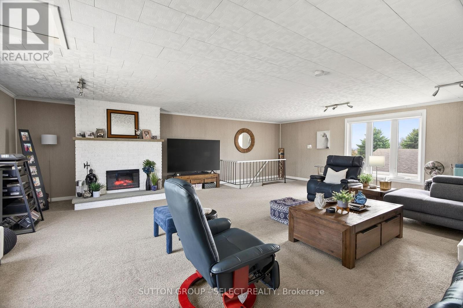 51169 CLINTON STREET, Malahide (Springfield), Ontario, N0L2J0 — Photo 3