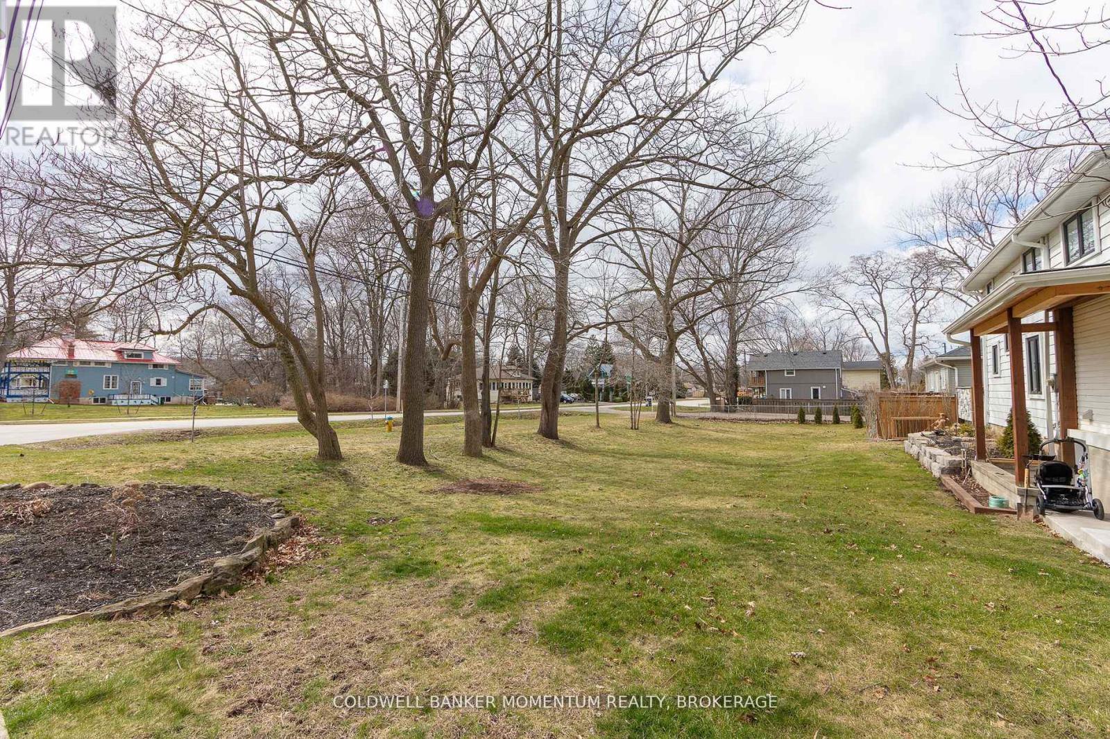 10A BETTS AVENUE, Grimsby (Grimsby Beach), Ontario, L3M2S6 — Photo 7