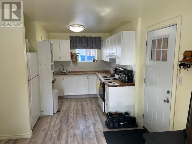 18 Maple ST, Thessalon, Ontario, P0R1L0 — Photo 2