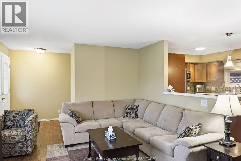 13132 WALKER Sideroad, Essex, Ontario, N8M2X6 — Photo 6