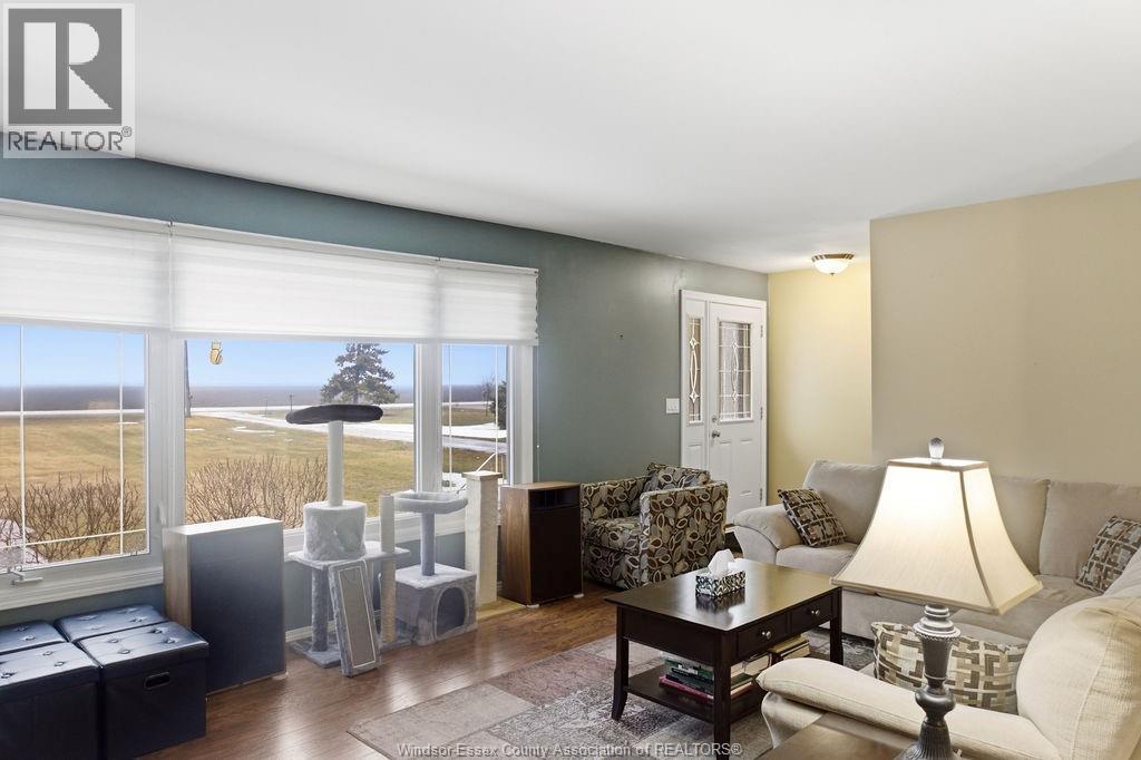 13132 WALKER Sideroad, Essex, Ontario, N8M2X6 — Photo 7