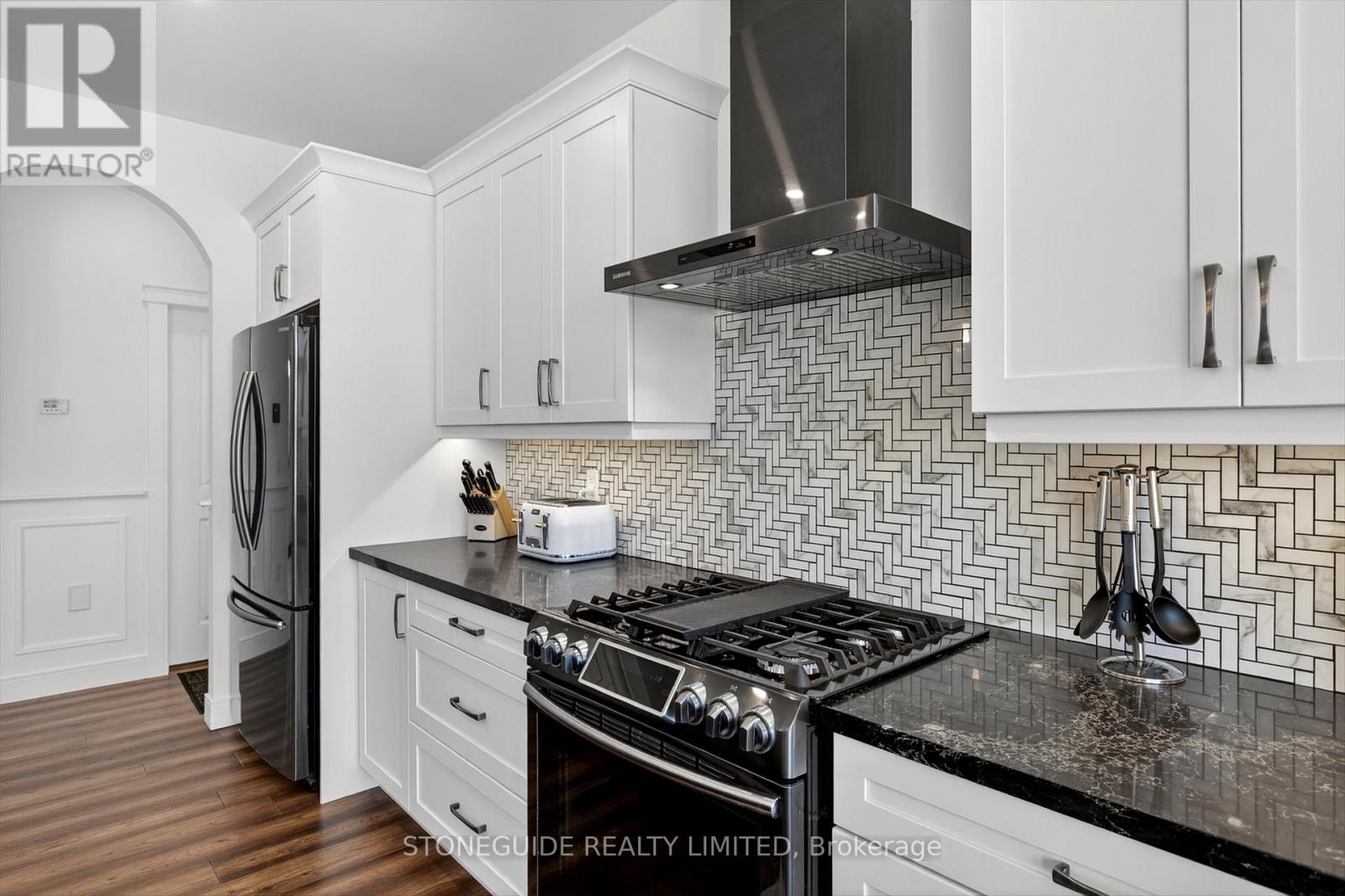 105 ARNOTT DRIVE, Selwyn, Ontario, K0L1T0 — Photo 24