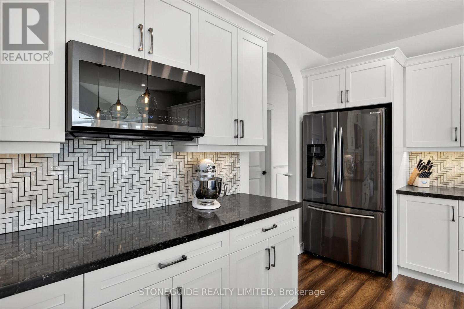 105 ARNOTT DRIVE, Selwyn, Ontario, K0L1T0 — Photo 38