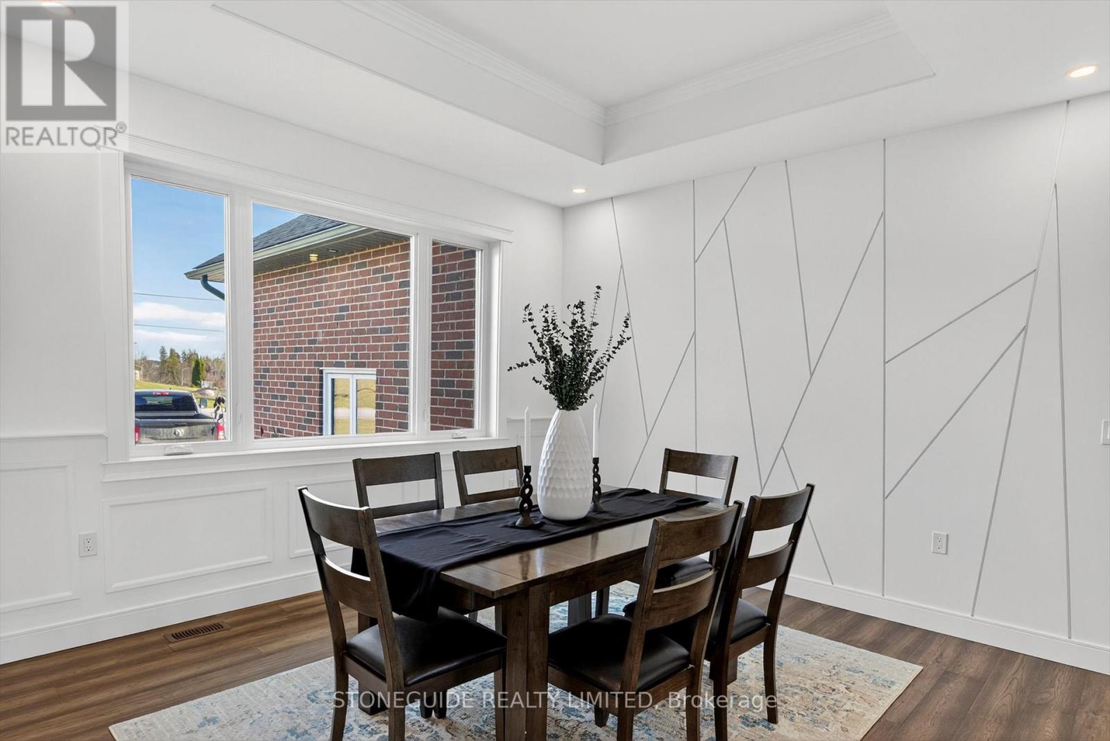 105 ARNOTT DRIVE, Selwyn, Ontario, K0L1T0 — Photo 9