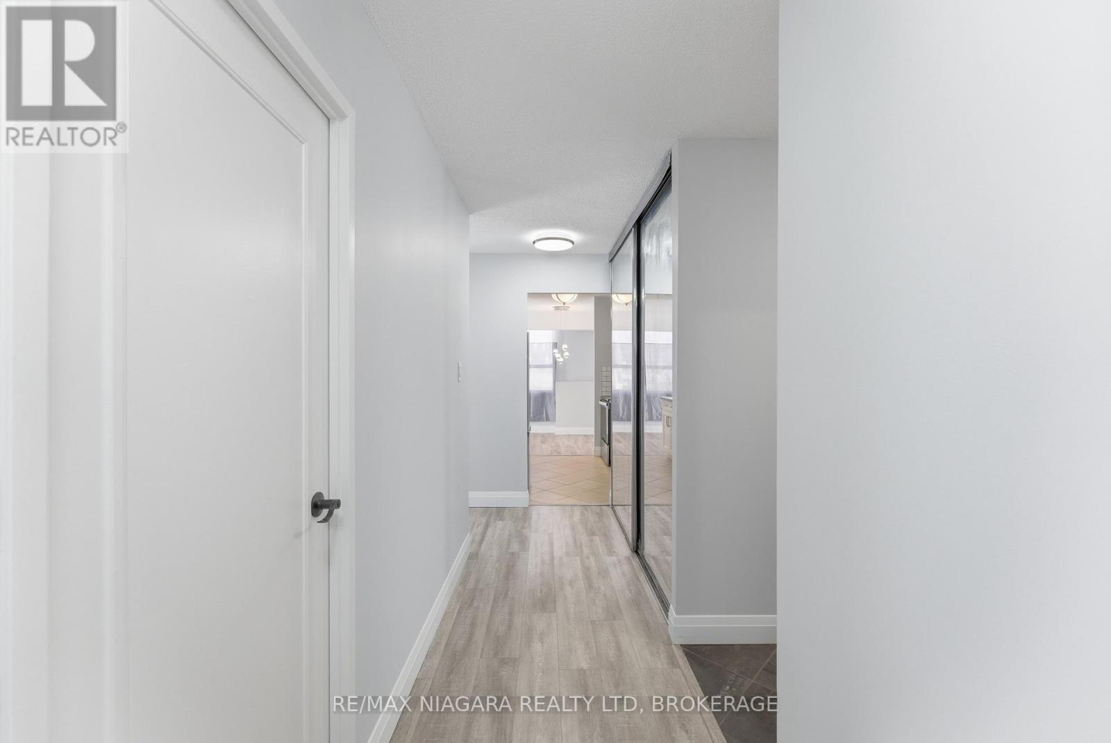 109 - 7 GALE CRESCENT, St. Catharines (E. Chester), Ontario, L2R7M8 — Photo 4