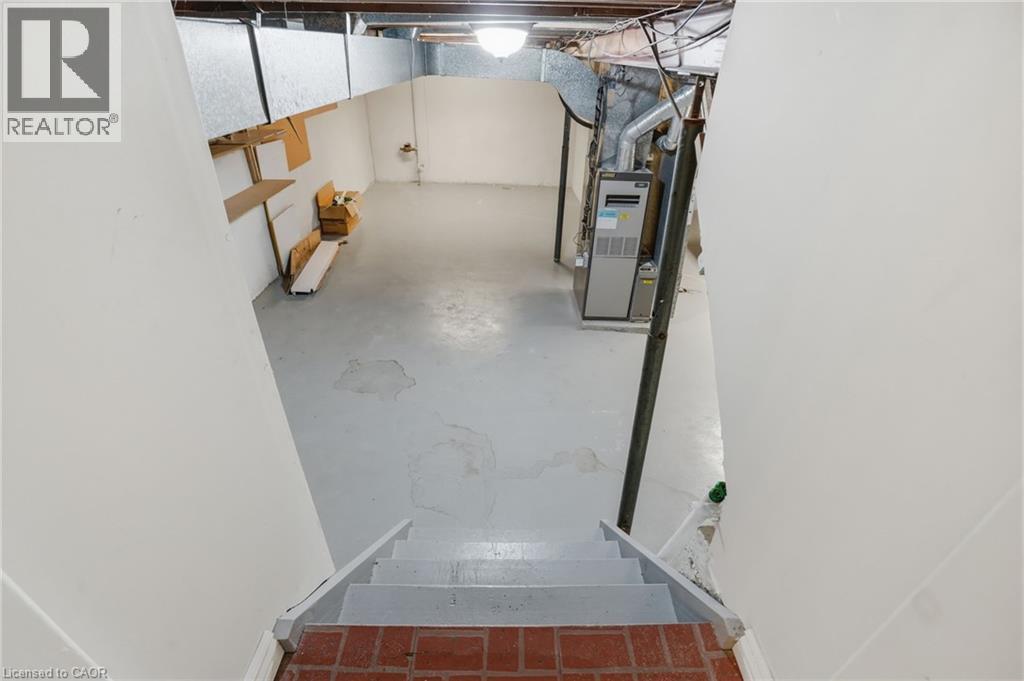 94 WENDOVER Drive, Hamilton, Ontario, L9C5X5 — Photo 6