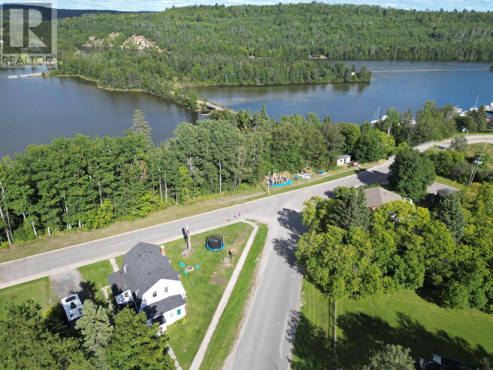 4 Riverview ST, Nipigon, Ontario, P0T2J0 — Photo 4
