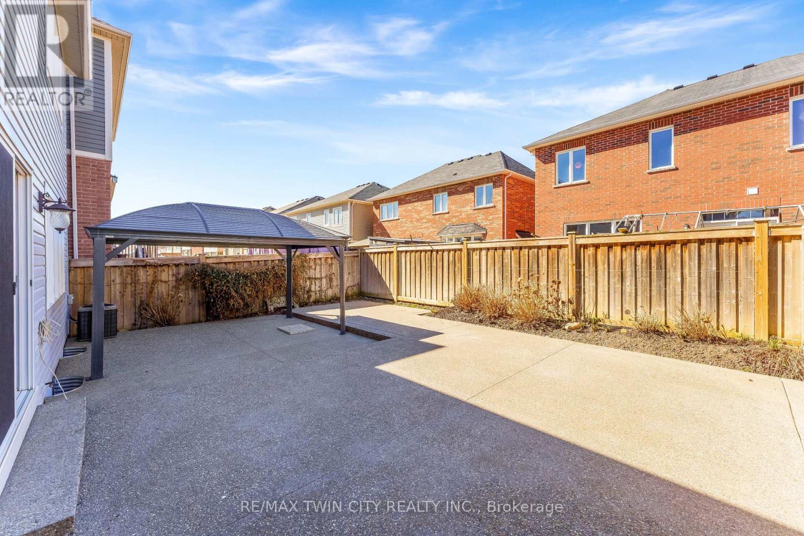 334 APPLE HILL CRESCENT, Kitchener, Ontario, N2R0E5 — Photo 34