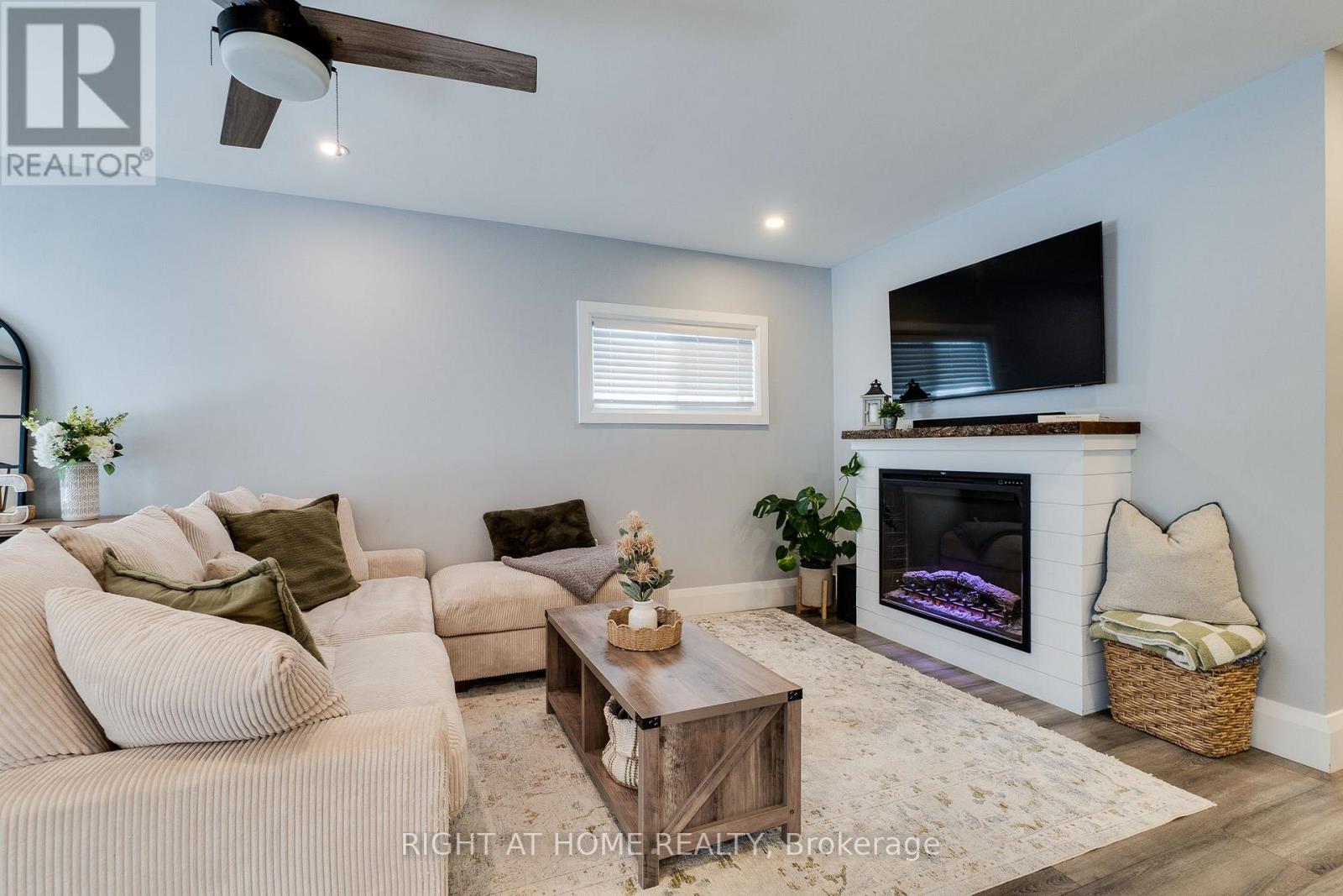 54 BLUE JAY BOULEVARD, Georgina (Virginia), Ontario, L0E1N0 — Photo 16