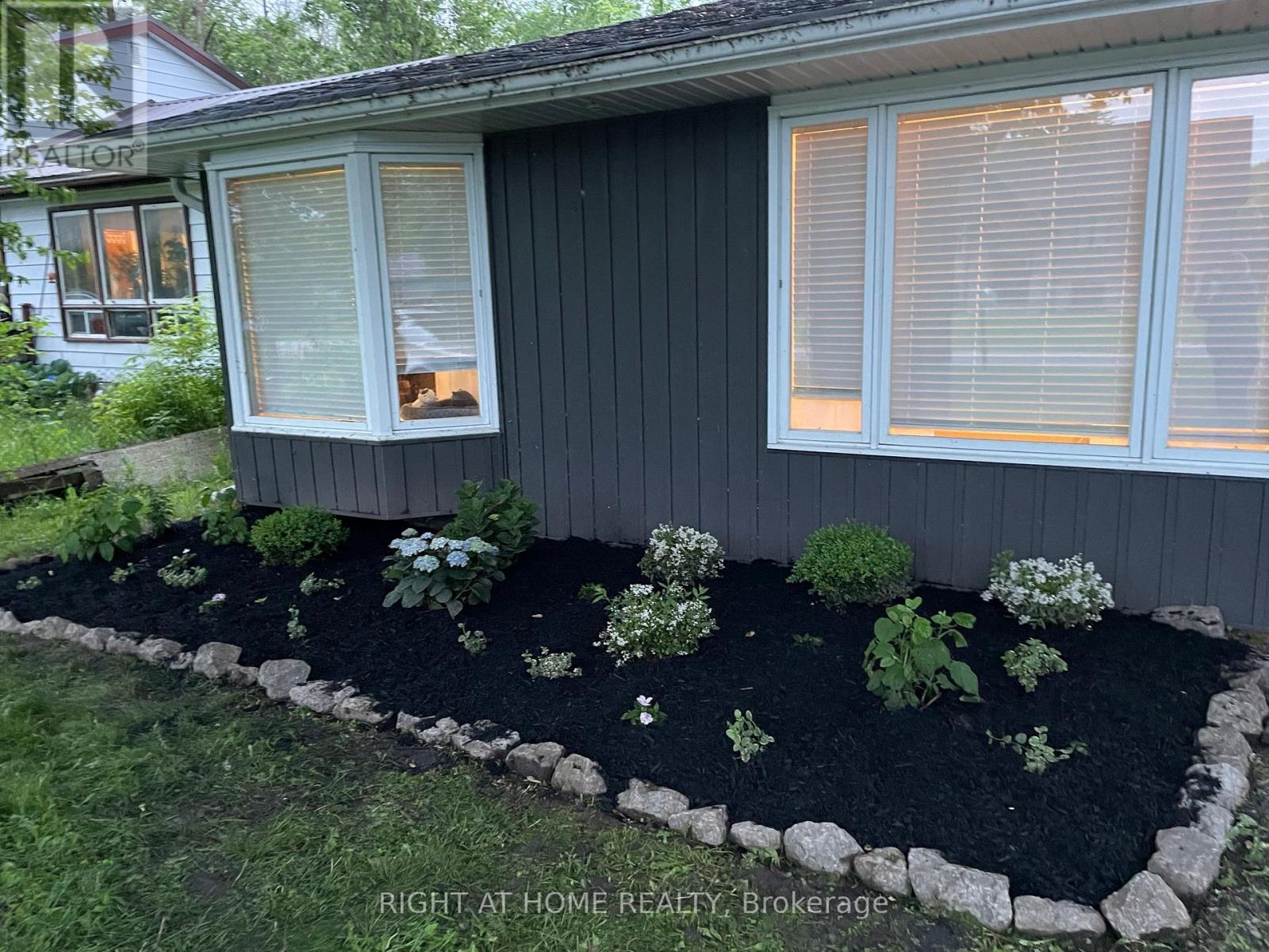 54 BLUE JAY BOULEVARD, Georgina (Virginia), Ontario, L0E1N0 — Photo 3