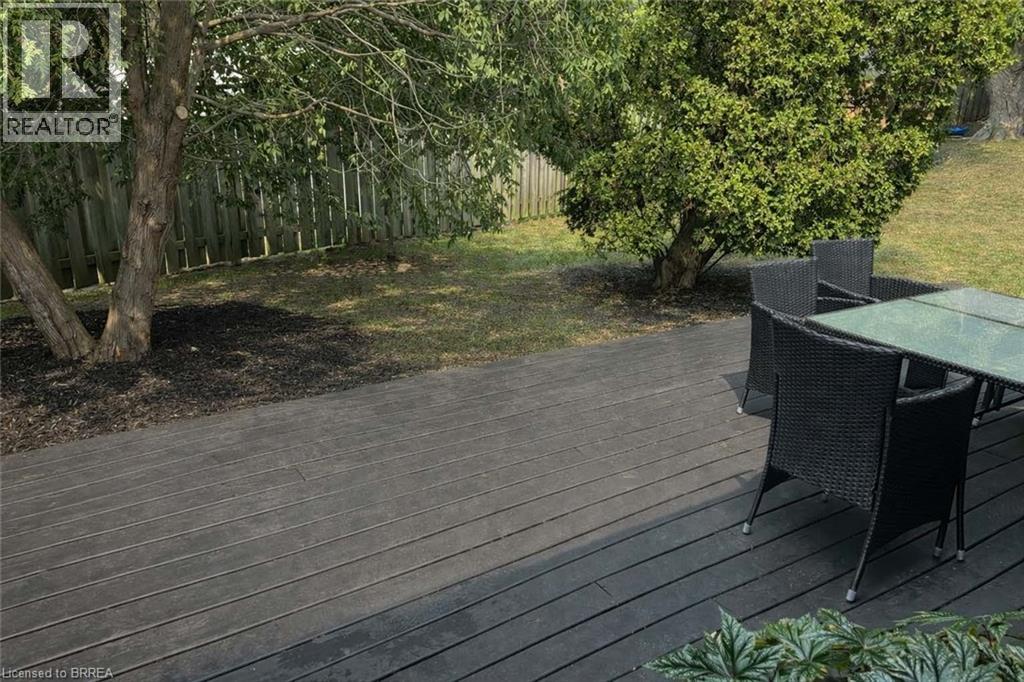 71 PINECREST Drive, Kitchener, Ontario, N2A2G6 — Photo 29