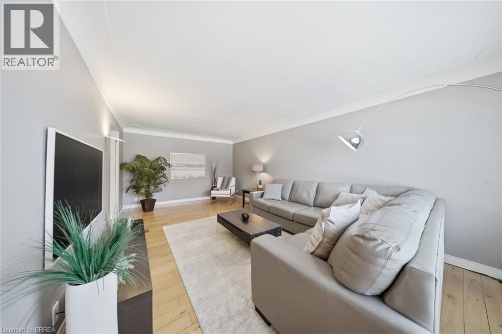 71 PINECREST Drive, Kitchener, Ontario, N2A2G6 — Photo 44