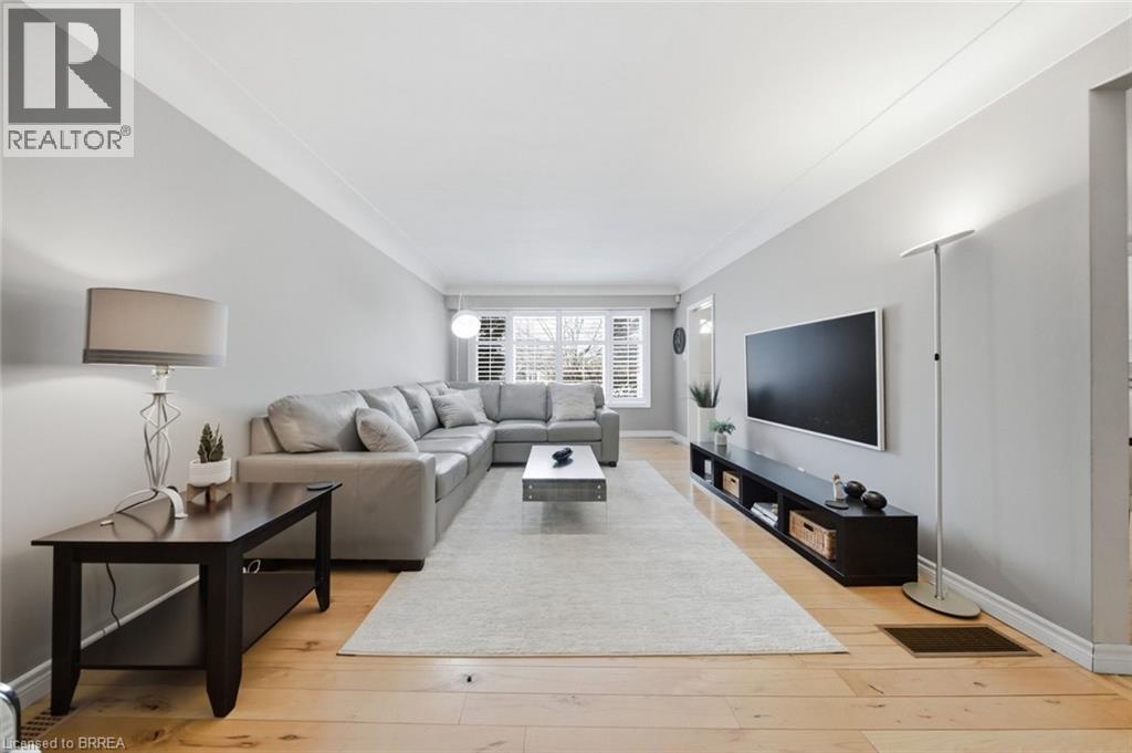 71 PINECREST Drive, Kitchener, Ontario, N2A2G6 — Photo 47