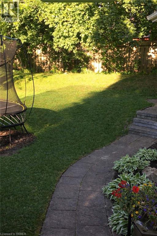 71 PINECREST Drive, Kitchener, Ontario, N2A2G6 — Photo 48