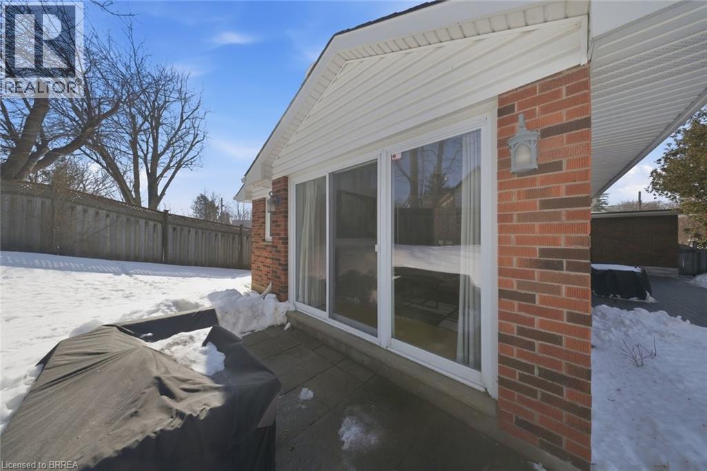 71 PINECREST Drive, Kitchener, Ontario, N2A2G6 — Photo 49