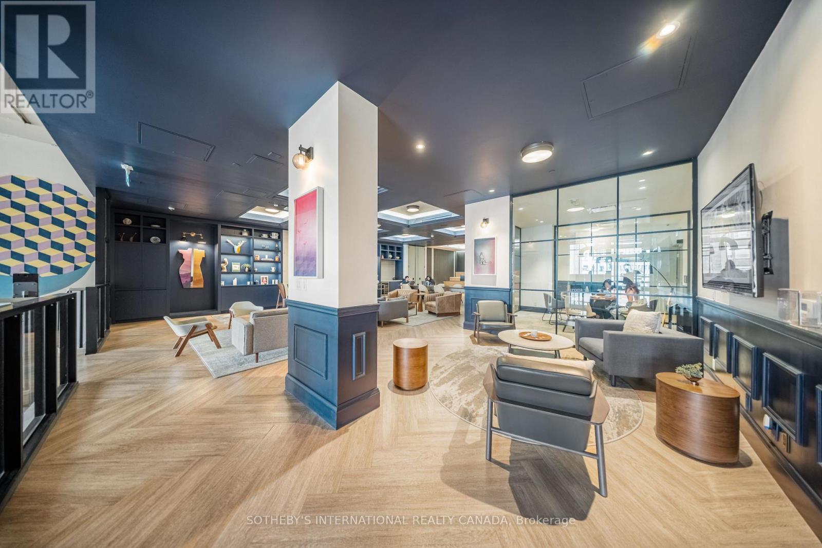 , Ontario — Photo 21