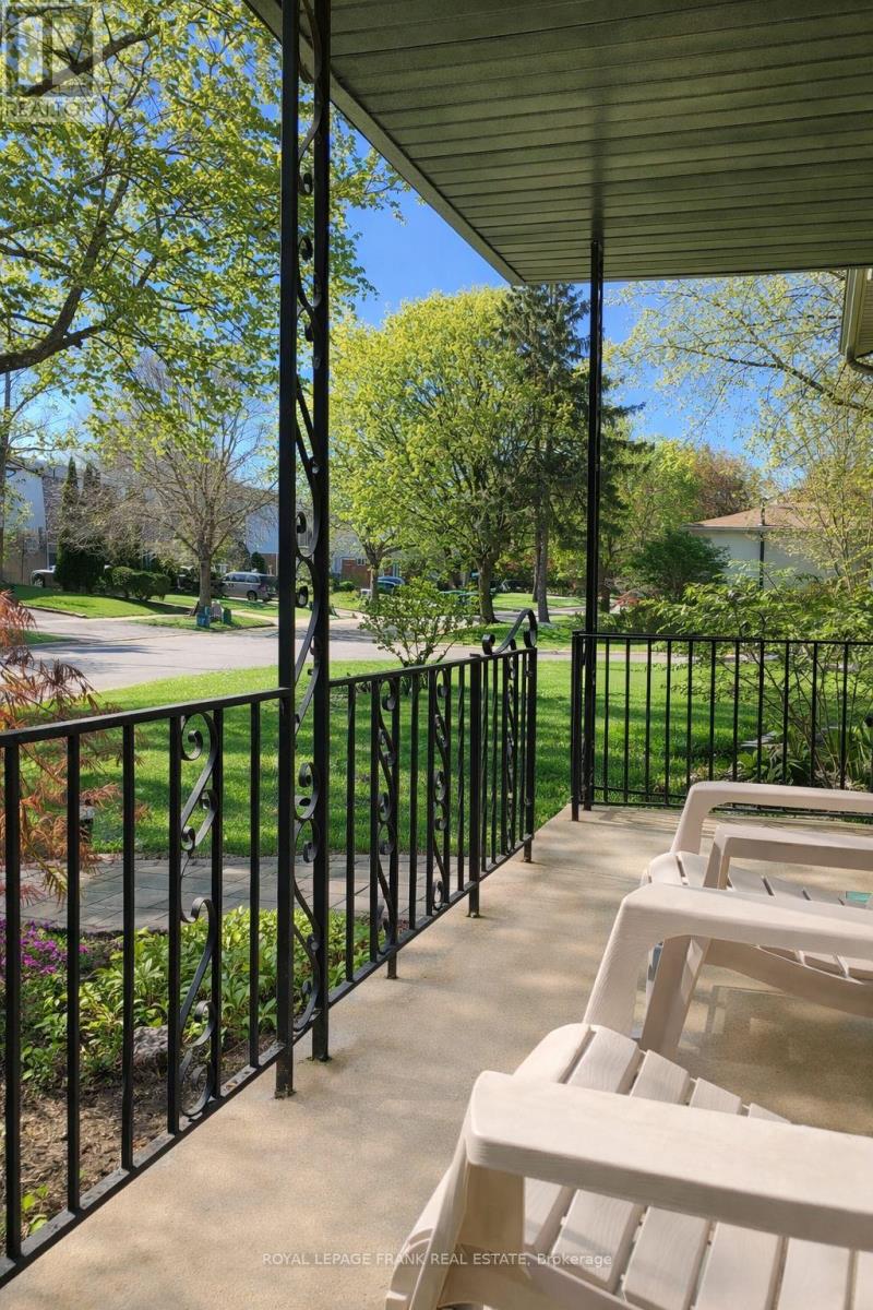 489 CRESTWOOD DRIVE, Oshawa (O'Neill), Ontario, L1G2R4 — Photo 3