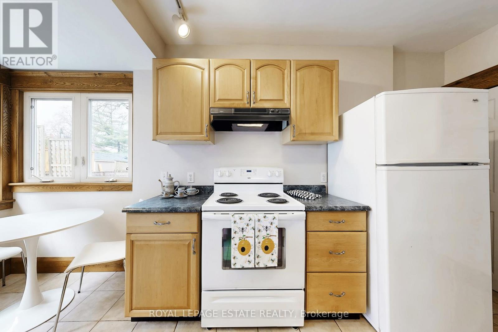 2 BECK AVENUE, Toronto (East End-Danforth), Ontario, M4C4L5 — Photo 13