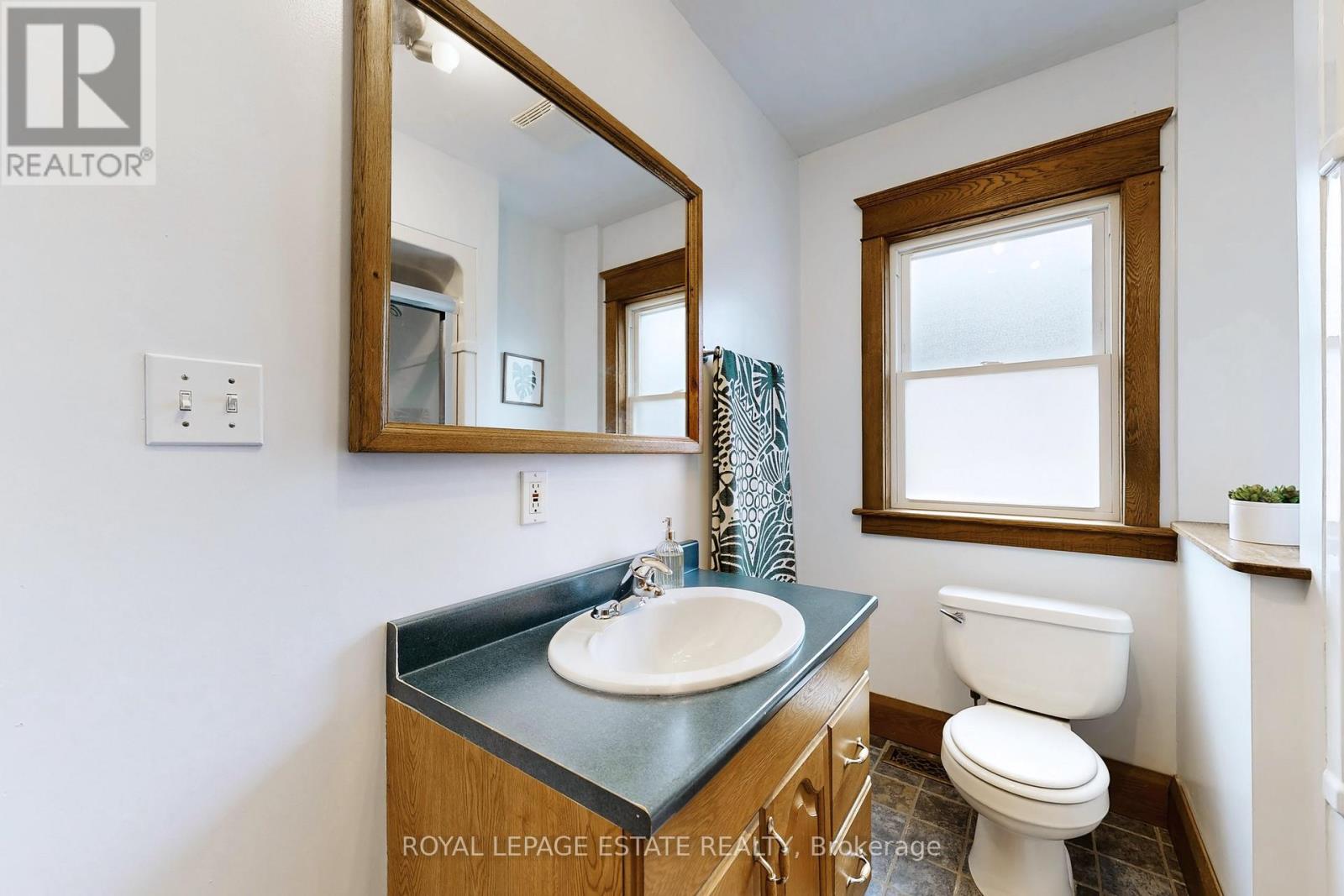 2 BECK AVENUE, Toronto (East End-Danforth), Ontario, M4C4L5 — Photo 22