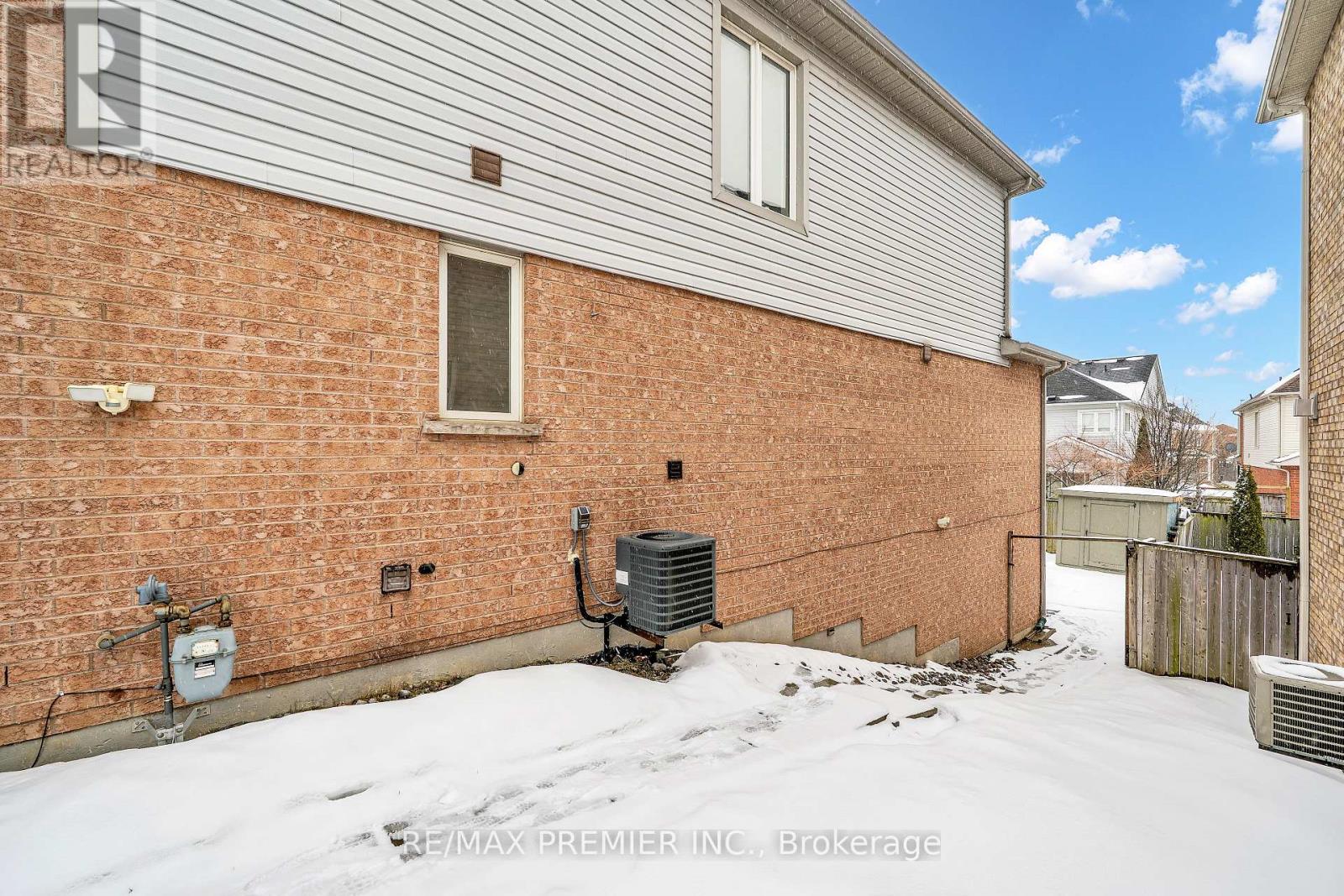 164 DEWELL CRESCENT, Clarington (Courtice), Ontario, L1E0B9 — Photo 18