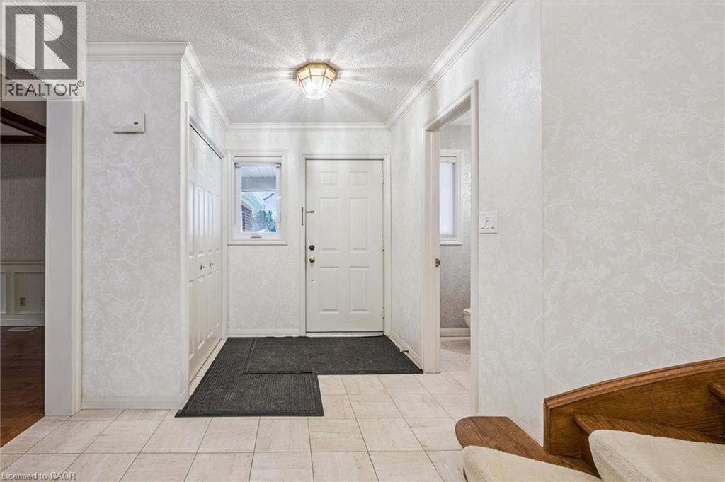 405 GLASGOW Street Unit# 5, Kitchener, Ontario, N2M2N1 — Photo 3